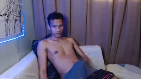 Snapshot of fantasy_davidxx chatting on November 2, 12:04 am David online show from November 2, 12:04 am