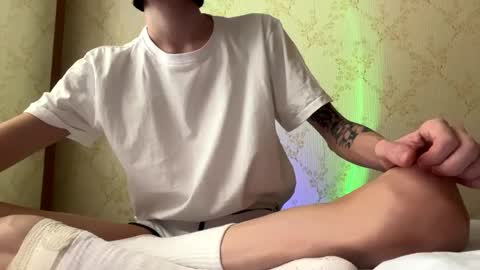 Snapshot of fantasydanny chatting on March 6, 1:35 pm HappyCake online show from March 6, 1:35 pm