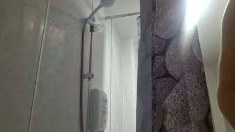 fantasyforcurves69 online show from December 23, 3:26 am