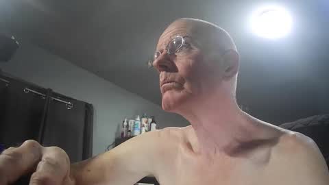 fantasyresort online show from March 3, 4:09 am