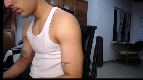 farid_24 online show from May 20, 12:50 am