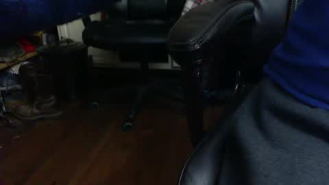 Snapshot of farmershawn chatting on January 13, 12:56 pm Shawn online show from January 13, 12:56 pm