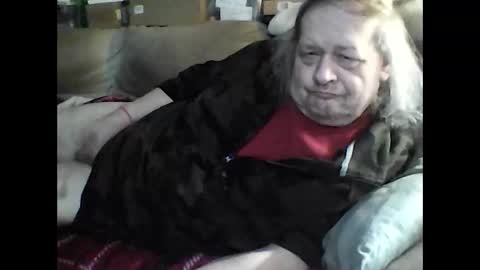Snapshot of fasteddysex chatting on March 8, 6:09 am HoneyCumJuice4U online show from March 8, 6:09 am