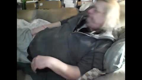 Snapshot of fasteddysex chatting on March 6, 1:58 am HoneyCumJuice4U online show from March 6, 1:58 am