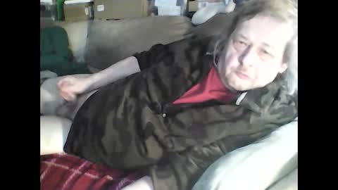 Snapshot of fasteddysex chatting on March 10, 6:27 am HoneyCumJuice4U online show from March 10, 6:27 am