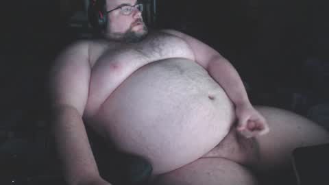 Snapshot of fat_n_thick29 chatting on December 9, 8:18 pm fat_n_thick29 online show from December 9, 8:18 pm