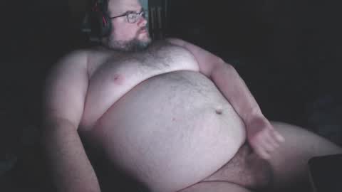 Snapshot of fat_n_thick29 chatting on December 26, 8:11 pm fat_n_thick29 online show from December 26, 8:11 pm