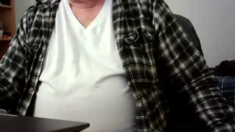 Snapshot of fatbellyitalian chatting on October 26, 5:15 pm fatbellyitalian online show from October 26, 5:15 pm