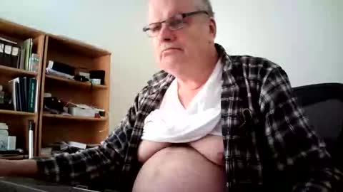 fatbellyitalian3 online show from March 21, 1:59 pm