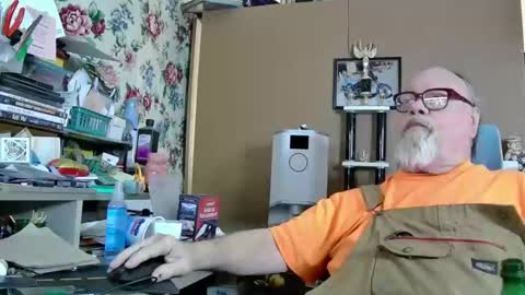 Fred. online show from February 2, 9:23 pm
