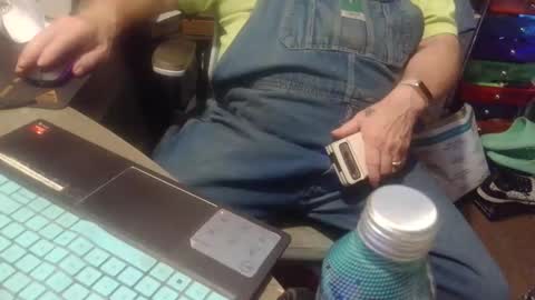 Fred. online show from April 28, 7:51 pm