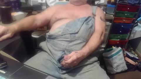 Fred. online show from April 25, 8:50 pm