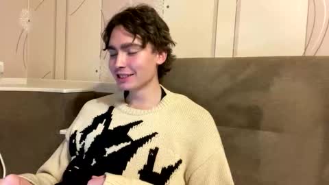 Faust online show from December 4, 6:59 pm