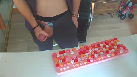 fawxis online show from April 16, 9:26 pm