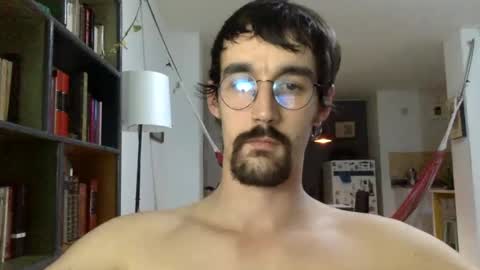 Snapshot of fazzbinderx chatting on September 25, 3:38 am fazzbinder online show from September 25, 3:38 am