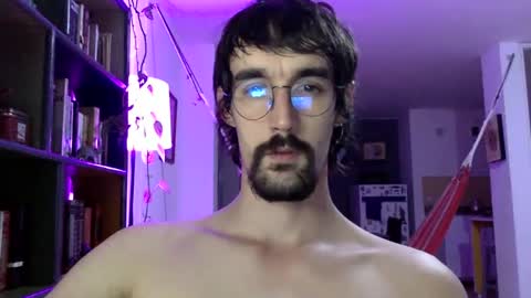 Snapshot of fazzbinderx chatting on December 30, 4:09 am fazzbinder online show from December 30, 4:09 am