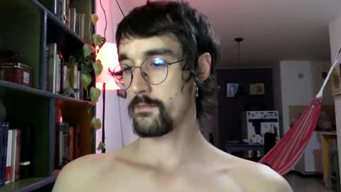 Snapshot of fazzbinderx chatting on December 14, 4:23 am fazzbinder online show from December 14, 4:23 am