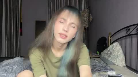 Mark online show from October 27, 8:22 pm