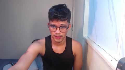 Snapshot of fearless_24 chatting on September 9, 2:16 pm Josh online show from September 9, 2:16 pm