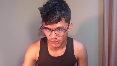 Snapshot of fearless_24 chatting on October 10, 8:13 pm Josh online show from October 10, 8:13 pm