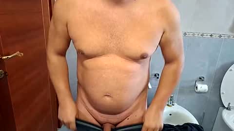 Snapshot of fede2985 chatting on December 2, 10:27 am Fede online show from December 2, 10:27 am