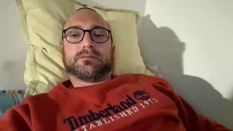 Snapshot of fede2985 chatting on February 26, 4:03 pm Fede online show from February 26, 4:03 pm