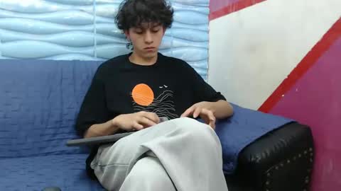 Felipe Browns online show from January 12, 1:37 pm