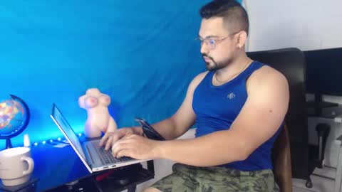 Snapshot of felipe_quiroz1 chatting on September 12, 5:24 pm FELIPE QUIROZ online show from September 12, 5:24 pm