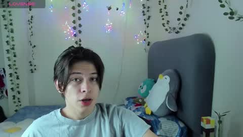 Snapshot of felix_leex chatting on December 28, 7:11 pm Felix leex online show from December 28, 7:11 pm
