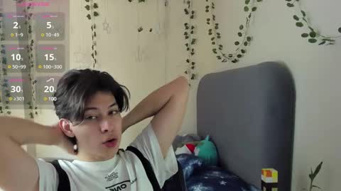 Snapshot of felix_leex chatting on January 10, 7:54 pm Felix leex online show from January 10, 7:54 pm