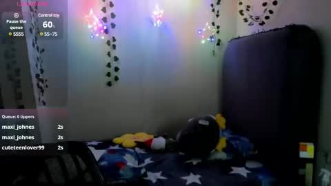 Snapshot of felix_leex chatting on December 15, 10:58 pm Felix leex online show from December 15, 10:58 pm