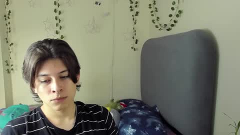Snapshot of felix_leex chatting on February 19, 8:10 pm Felix leex online show from February 19, 8:10 pm