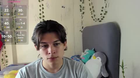 Snapshot of felix_leex chatting on February 13, 7:52 pm Felix leex online show from February 13, 7:52 pm