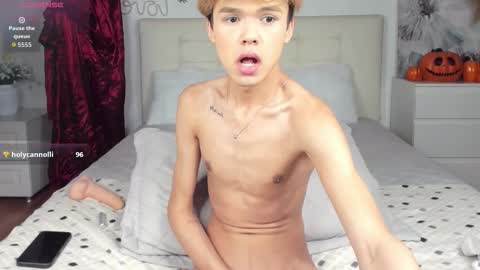 Snapshot of felix_rey chatting on October 14, 4:47 pm Felix online show from October 14, 4:47 pm