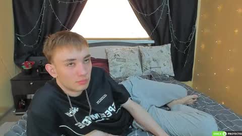 felixcurt online show from May 10, 7:53 am