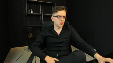 FelixStark online show from May 1, 5:00 am