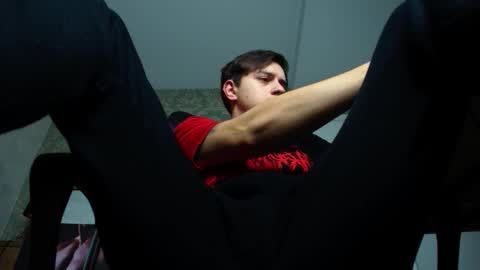 Snapshot of felixstark chatting on October 3, 4:39 am FelixStark online show from October 3, 4:39 am
