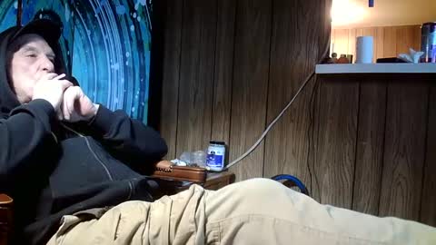 Snapshot of fellatioauto chatting on January 9, 8:34 am hungnsexy online show from January 9, 8:34 am