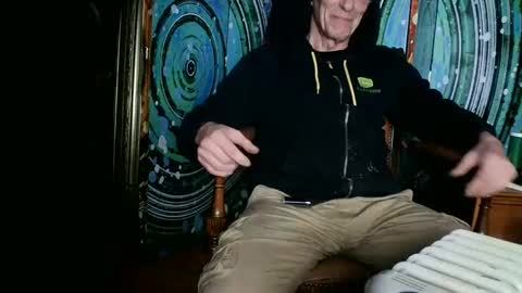 Snapshot of fellatioauto chatting on January 28, 3:04 am hungnsexy online show from January 28, 3:04 am