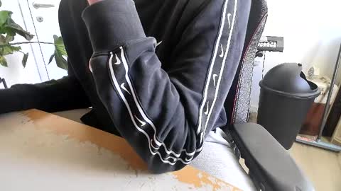 fem_alice_louis_dom online show from April 28, 9:14 am