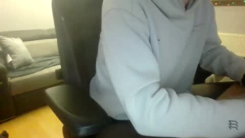 Snapshot of fem_alice_louis_dom chatting on December 16, 3:22 pm fem_alice_louis_dom online show from December 16, 3:22 pm