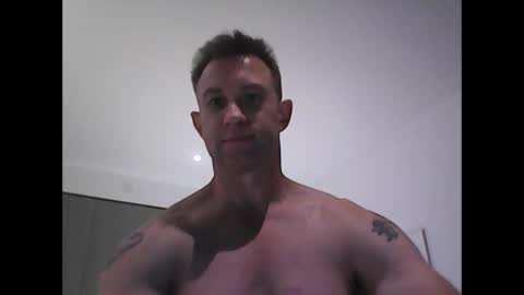 femalesonly1990 online show from September 30, 12:31 pm