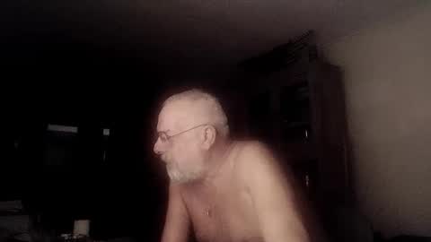 Snapshot of femdom_sub chatting on January 16, 2:19 am femdom_sub online show from January 16, 2:19 am