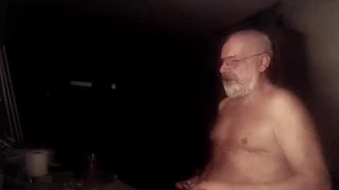 Snapshot of femdom_sub chatting on January 28, 10:45 pm femdom_sub online show from January 28, 10:45 pm
