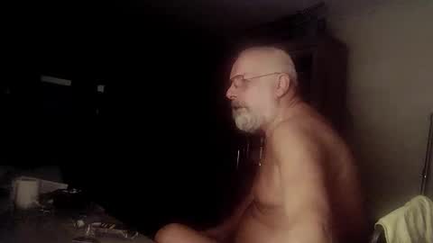 Snapshot of femdom_sub chatting on February 12, 3:18 am femdom_sub online show from February 12, 3:18 am