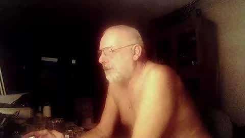 Snapshot of femdom_sub chatting on December 27, 7:08 am femdom_sub online show from December 27, 7:08 am