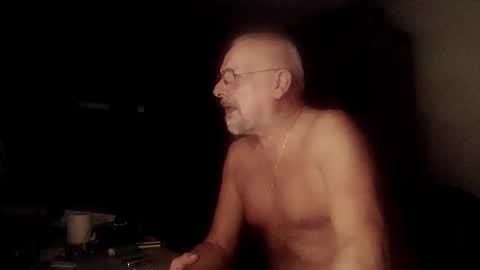 Snapshot of femdom_sub chatting on February 16, 9:59 pm femdom_sub online show from February 16, 9:59 pm