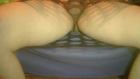 femmisslover online show from March 8, 2:04 am