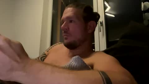 ferdl1988_1 online show from October 26, 9:39 pm