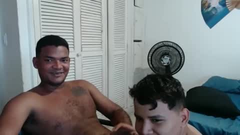 ferlatinboy05 online show from October 8, 9:19 pm